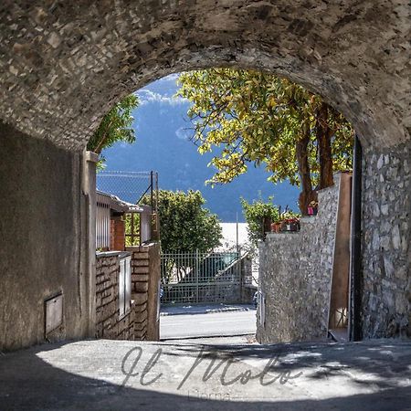 -Appartamento Il Molo- A Due Passi Del Lago เลียร์นา ภายนอก รูปภาพ